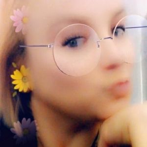 Meet your Posher, Stacie